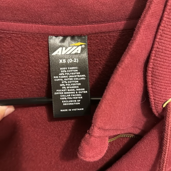 Maroon cropped quarter zip - Picture 2 of 2